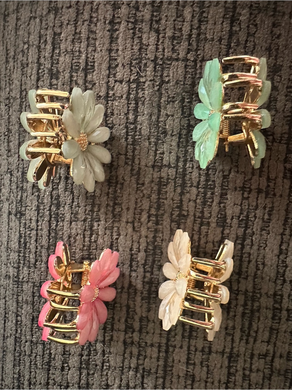 Floral Daisy Hair Clips- Pastel Pink, Mint & Cream - Picture 2 of 2